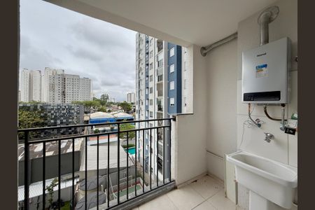 Apartamento para alugar com 36m², 2 quartos e sem vagaSacada