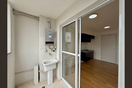 Apartamento para alugar com 36m², 2 quartos e sem vagaSacada
