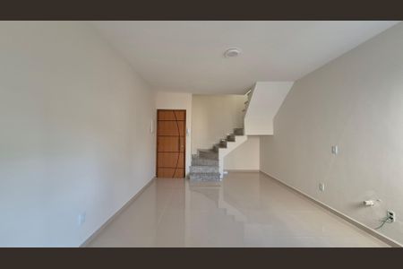 Apartamento à venda com 120m², 2 quartos e 1 vagaSala