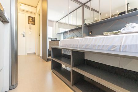 Studio para alugar com 27m², 1 quarto e sem vaga Studio para alugar com 27m², 1 quarto e sem vagaStudio