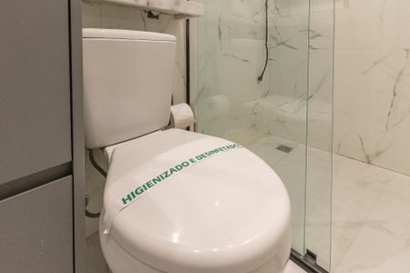 Studio para alugar com 27m², 1 quarto e sem vaga Studio para alugar com 27m², 1 quarto e sem vagaBanheiro Social