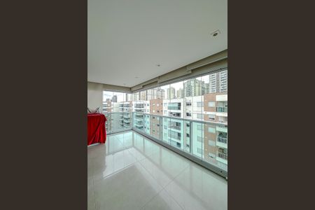 Apartamento à venda com 100m², 2 quartos e 2 vagas Apartamento à venda com 100m², 2 quartos e 2 vagasVaranda da Sala