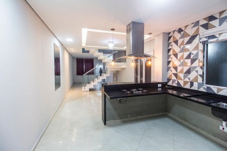 Sala  de casa para alugar com 2 quartos, 125m² em Jardim Ana Cristina(votupoca), Barueri