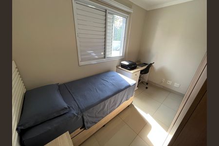 Apartamento à venda com 73m², 3 quartos e 1 vagaQuarto 2