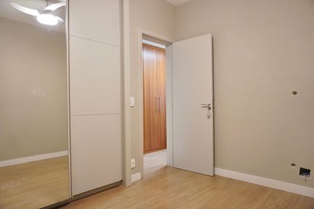 Apartamento para alugar com 92m², 3 quartos e 2 vagas Apartamento para alugar com 92m², 3 quartos e 2 vagasQuarto 2