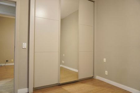 Apartamento para alugar com 92m², 3 quartos e 2 vagas Apartamento para alugar com 92m², 3 quartos e 2 vagasSuíte