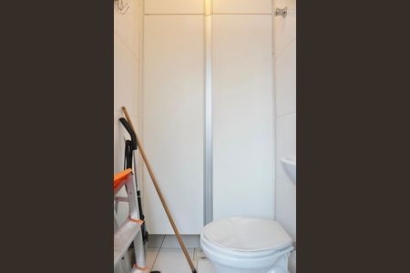 Apartamento para alugar com 92m², 3 quartos e 2 vagas Apartamento para alugar com 92m², 3 quartos e 2 vagasBanheiro de serviço