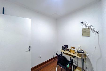 Casa à venda com 180m², 3 quartos e 2 vagasQuarto 3
