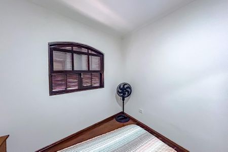 Casa à venda com 180m², 3 quartos e 2 vagasQuarto 2