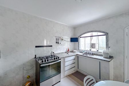 Casa à venda com 180m², 3 quartos e 2 vagasCozinha