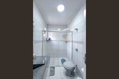 Casa à venda com 180m², 3 quartos e 2 vagasBanheiro