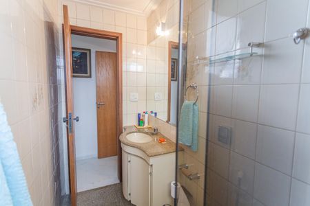 Apartamento para alugar com 90m², 3 quartos e 1 vaga Apartamento para alugar com 90m², 3 quartos e 1 vagaBanheiro Social