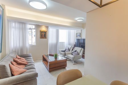 Apartamento para alugar com 90m², 3 quartos e 1 vaga Apartamento para alugar com 90m², 3 quartos e 1 vagaSala