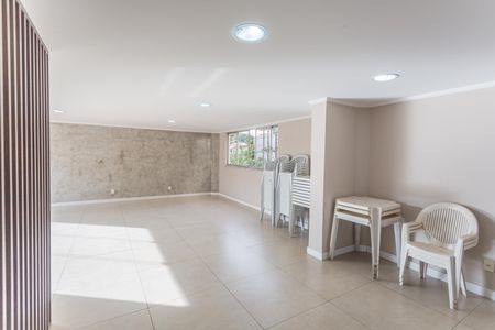 Apartamento para alugar com 90m², 3 quartos e 1 vaga Apartamento para alugar com 90m², 3 quartos e 1 vagaÁrea comum - Salão de festas