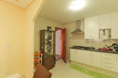 Casa à venda com 194m², 3 quartos e 3 vagas Casa à venda com 194m², 3 quartos e 3 vagasCozinha