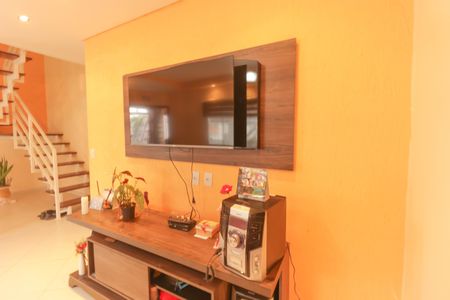 Casa à venda com 194m², 3 quartos e 3 vagas Casa à venda com 194m², 3 quartos e 3 vagasSala