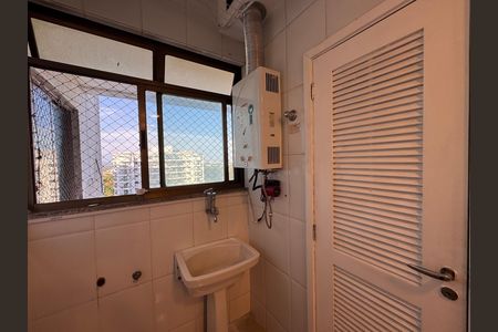 Apartamento para alugar com 88m², 3 quartos e 2 vagas Apartamento para alugar com 88m², 3 quartos e 2 vagasCozinha e Área de Serviço