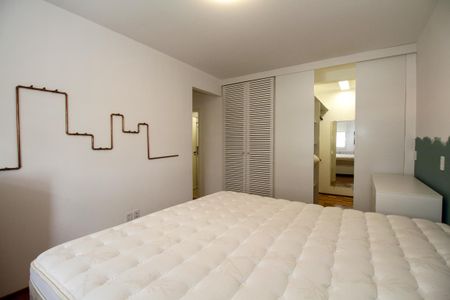 Apartamento para alugar com 103m², 3 quartos e 1 vaga Apartamento para alugar com 103m², 3 quartos e 1 vagaSuíte