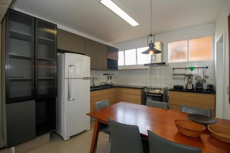 Apartamento para alugar com 103m², 3 quartos e 1 vaga Apartamento para alugar com 103m², 3 quartos e 1 vagaCozinha
