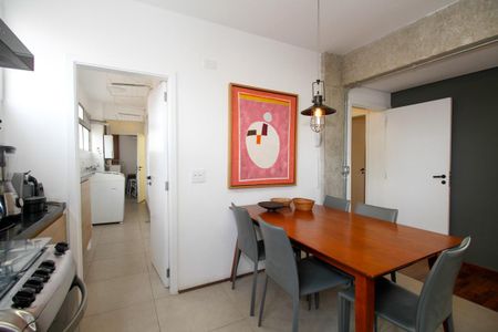 Apartamento para alugar com 103m², 3 quartos e 1 vaga Apartamento para alugar com 103m², 3 quartos e 1 vagaCozinha