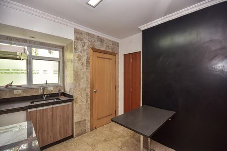 Apartamento para alugar com 163m², 3 quartos e 3 vagasCozinha