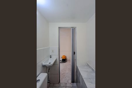 Banheiro de kitnet/studio para alugar com 1 quarto, 25m² em Ipiranga, São Paulo