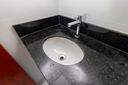 Apartamento à venda com 50m², 2 quartos e 1 vaga Apartamento à venda com 50m², 2 quartos e 1 vagaBanheiro da Suíte