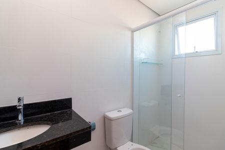 Apartamento à venda com 55m², 2 quartos e 1 vaga Apartamento à venda com 55m², 2 quartos e 1 vagaBanheiro da Suíte