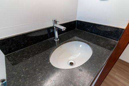 Apartamento à venda com 65m², 2 quartos e 1 vagaBanheiro 2