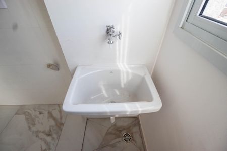 Apartamento à venda com 65m², 2 quartos e 1 vagaÁrea de serviço