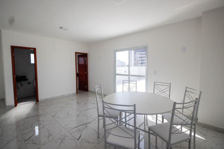 Apartamento à venda com 65m², 2 quartos e 1 vagaÁrea comum