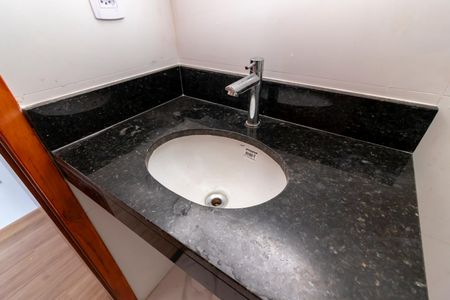 Apartamento à venda com 52m², 2 quartos e sem vagaBanheiro