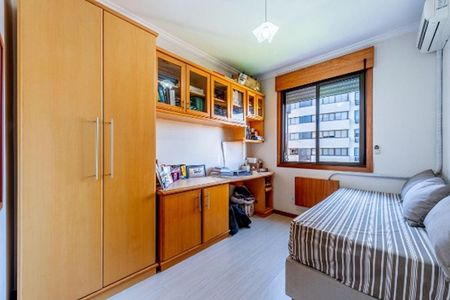 Apartamento à venda com 3 quartos, 92m² em Petrópolis, Porto Alegre