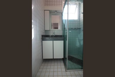 Casa de condomínio à venda com 120m², 3 quartos e 2 vagasBanheiro Social