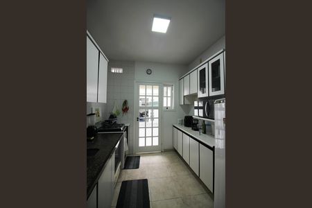 Casa de condomínio à venda com 120m², 3 quartos e 2 vagasCozinha