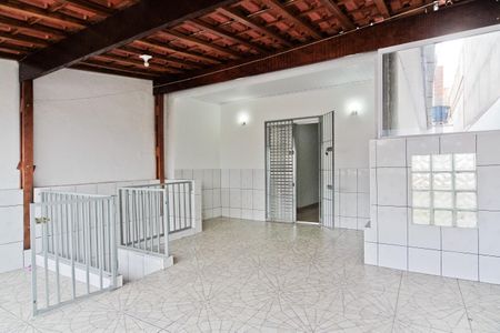Casa à venda com 220m², 4 quartos e 1 vaga Casa à venda com 220m², 4 quartos e 1 vagaVaranda do Quarto 2