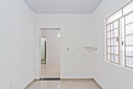 Casa à venda com 220m², 4 quartos e 1 vaga Casa à venda com 220m², 4 quartos e 1 vagaQuarto