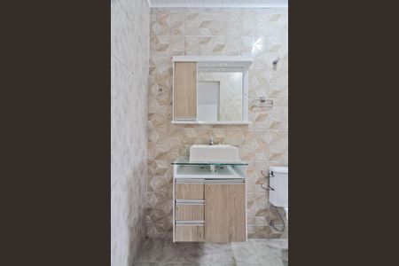 Casa à venda com 220m², 4 quartos e 1 vaga Casa à venda com 220m², 4 quartos e 1 vagaBanheiro Social