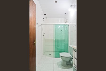 Casa à venda com 220m², 4 quartos e 1 vaga Casa à venda com 220m², 4 quartos e 1 vagaBanheiro Social 2