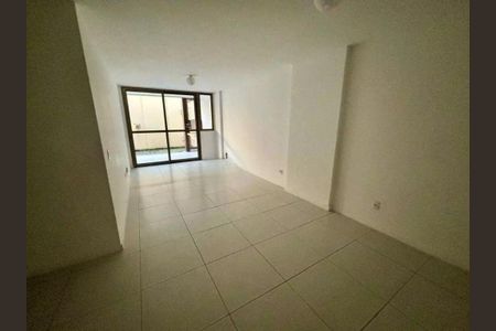 Apartamento à venda com 4 quartos, 260m² em Piratininga, Niterói