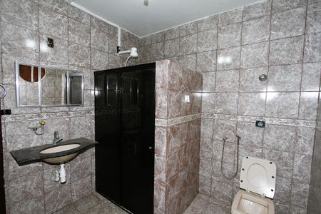 Casa à venda com 250m², 5 quartos e 2 vagasBanheiro do Quarto 5