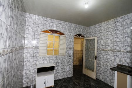 Casa à venda com 250m², 5 quartos e 2 vagasCasa 2 - Cozinha