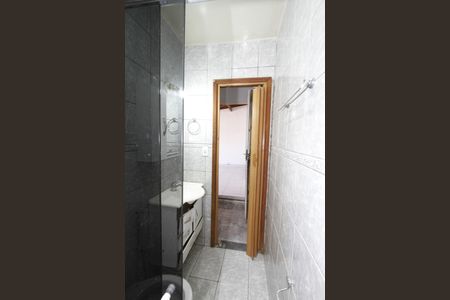 Casa à venda com 250m², 5 quartos e 2 vagasBanheiro 3