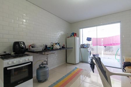 Casa para alugar com 130m², 3 quartos e 2 vagasCozinha
