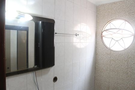 Casa à venda com 160m², 3 quartos e 2 vagasBanheiro 1