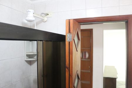 Casa à venda com 160m², 3 quartos e 2 vagasBanheiro 1
