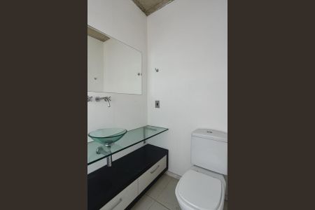 Apartamento para alugar com 70m², 2 quartos e 1 vaga Apartamento para alugar com 70m², 2 quartos e 1 vagaBanheiro do quarto 1 Suíte