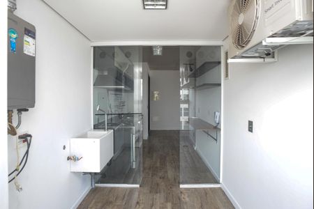 Apartamento para alugar com 70m², 2 quartos e 1 vaga Apartamento para alugar com 70m², 2 quartos e 1 vagaÁrea de Serviço