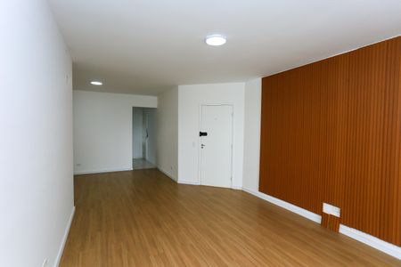 Apartamento para alugar com 3 quartos, 125m² em Parque Pirajussara, Embu das Artes