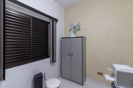 Casa à venda com 289m², 3 quartos e 5 vagas Casa à venda com 289m², 3 quartos e 5 vagasEscritorio